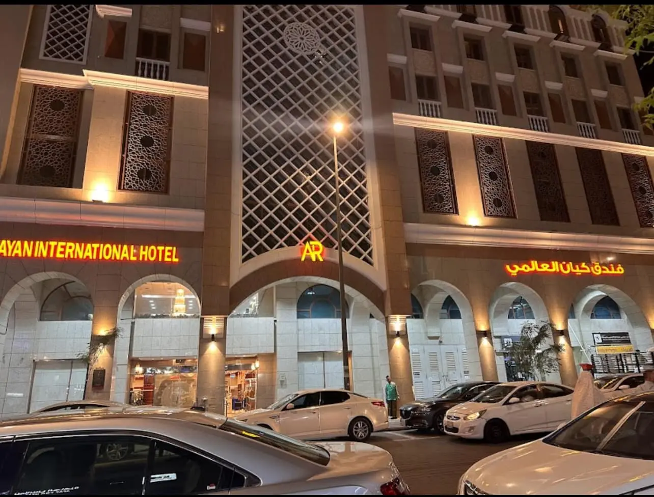 hotel-img